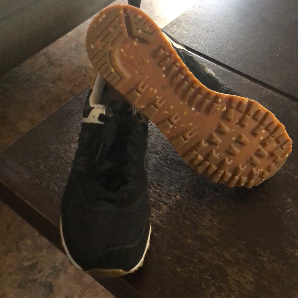 New balance shoes
